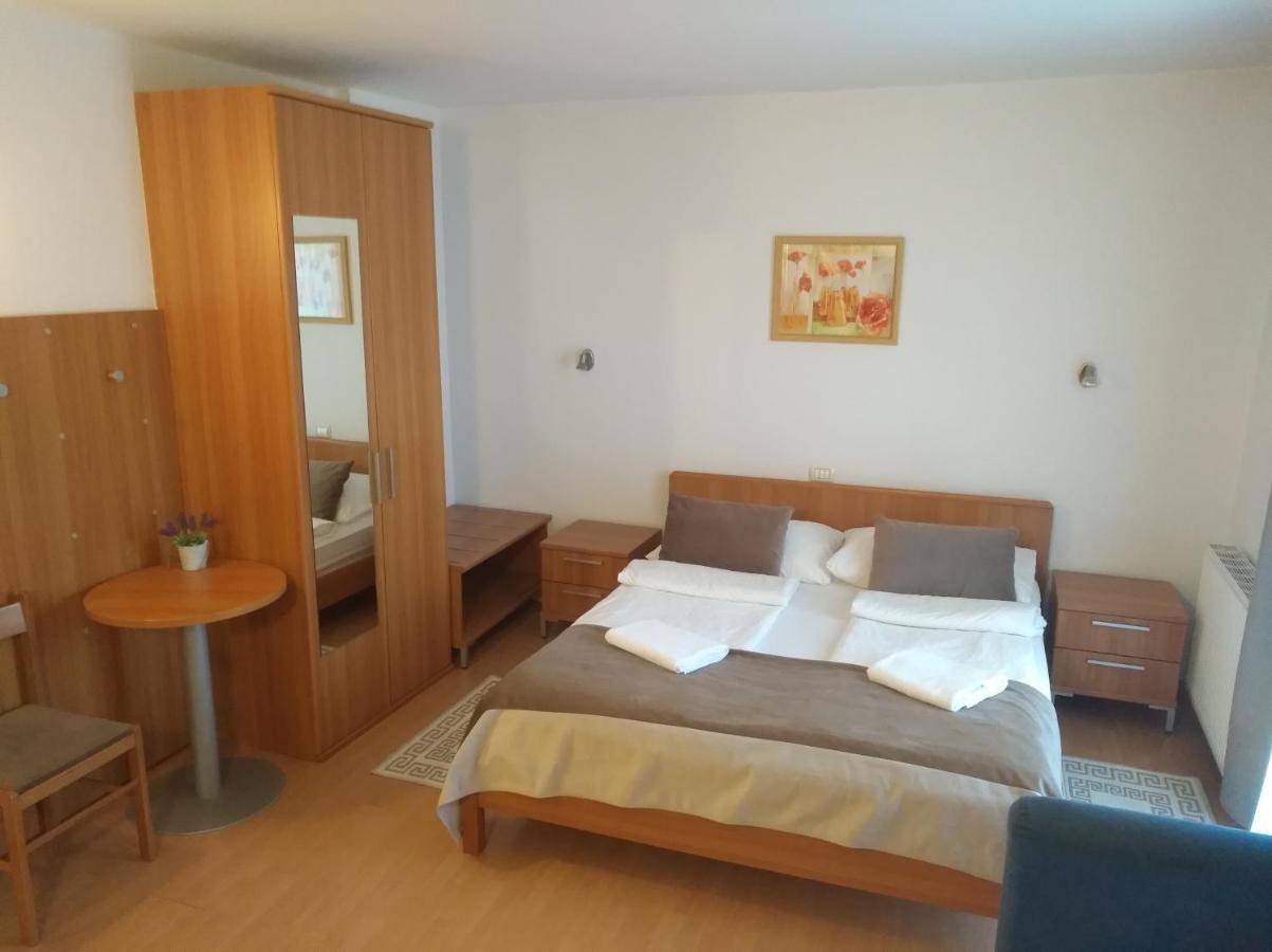Garni Hotel Keltika Izola Eksteriør billede
