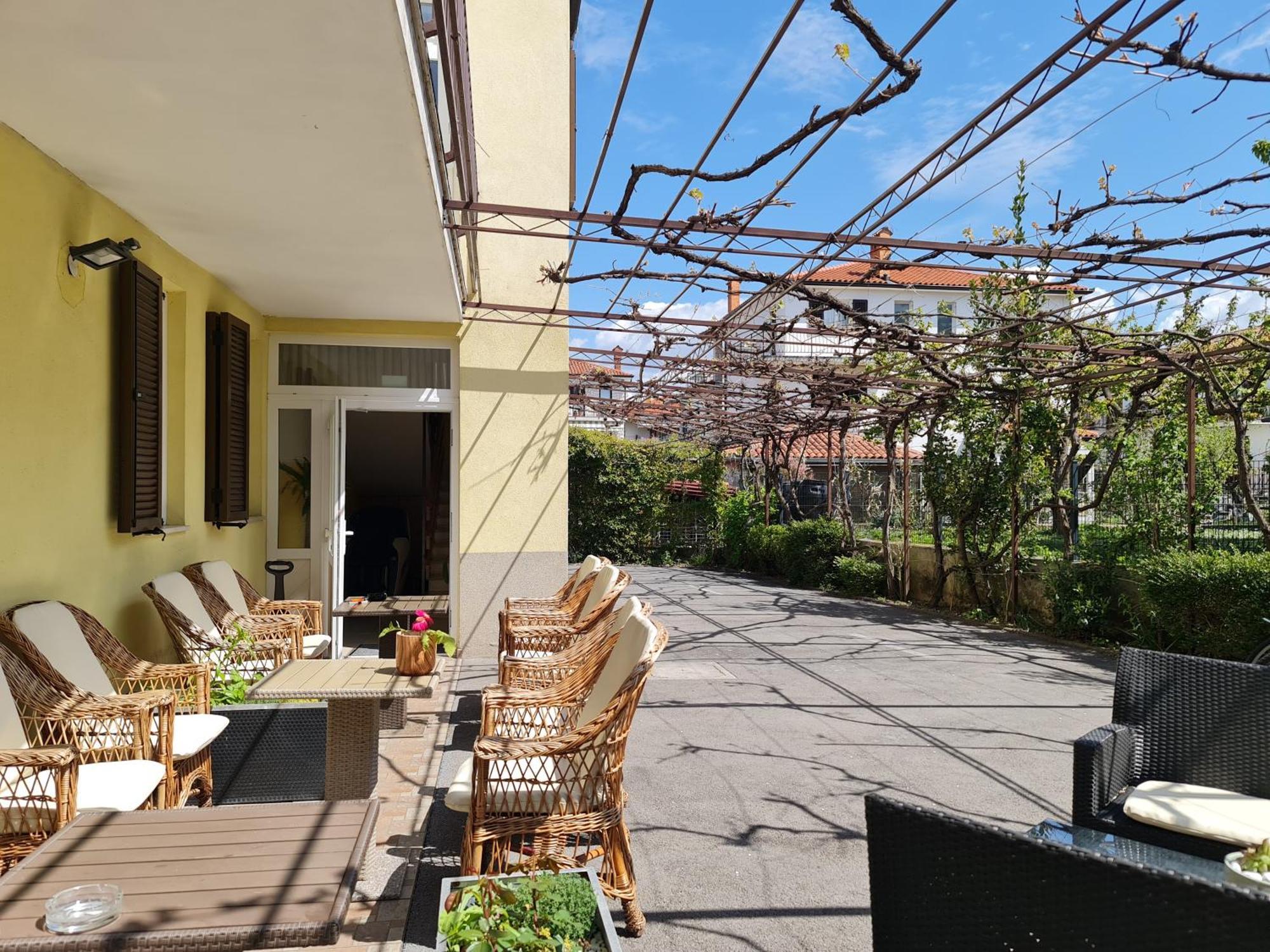 Garni Hotel Keltika Izola Eksteriør billede