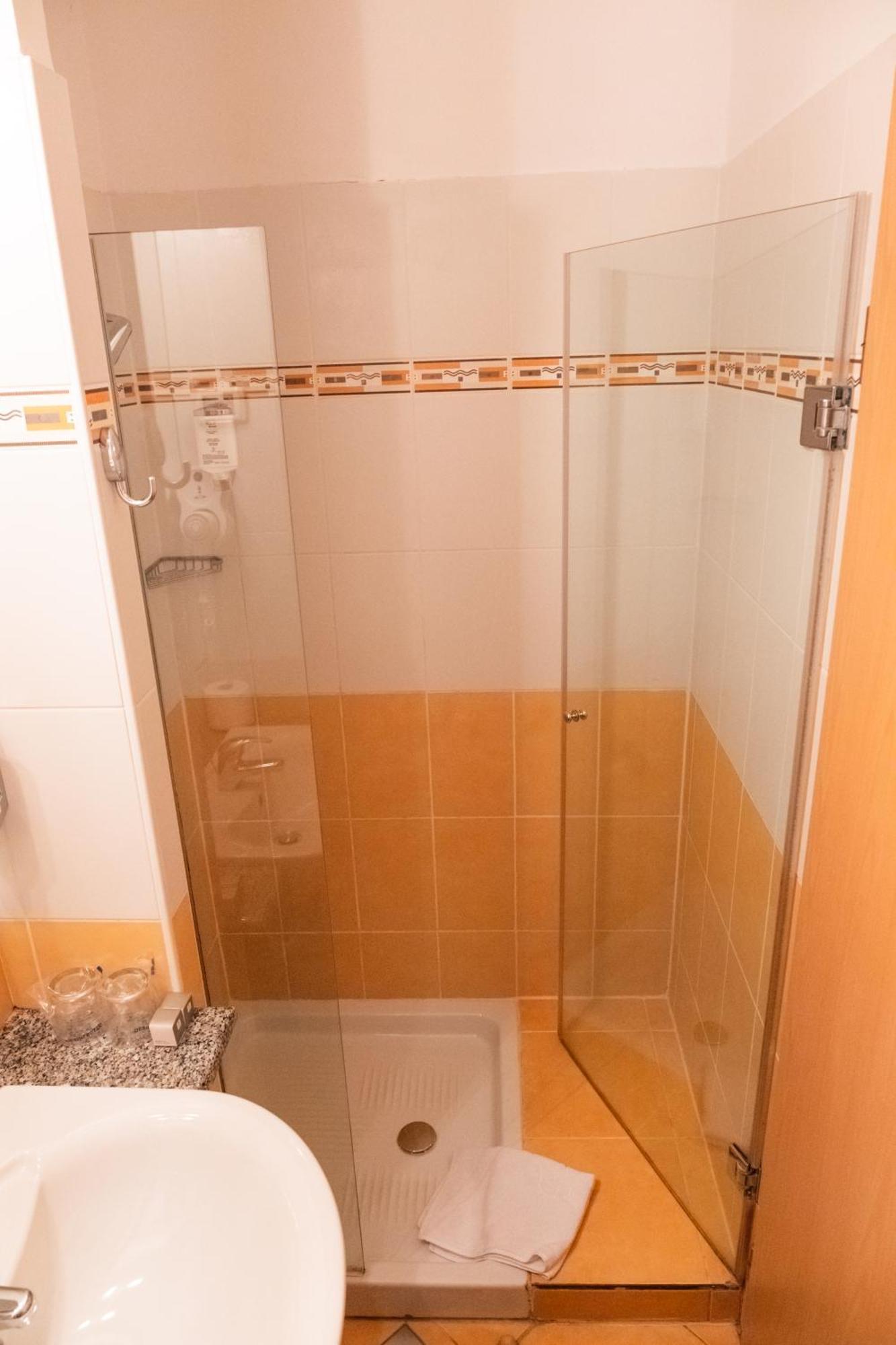 Garni Hotel Keltika Izola Eksteriør billede