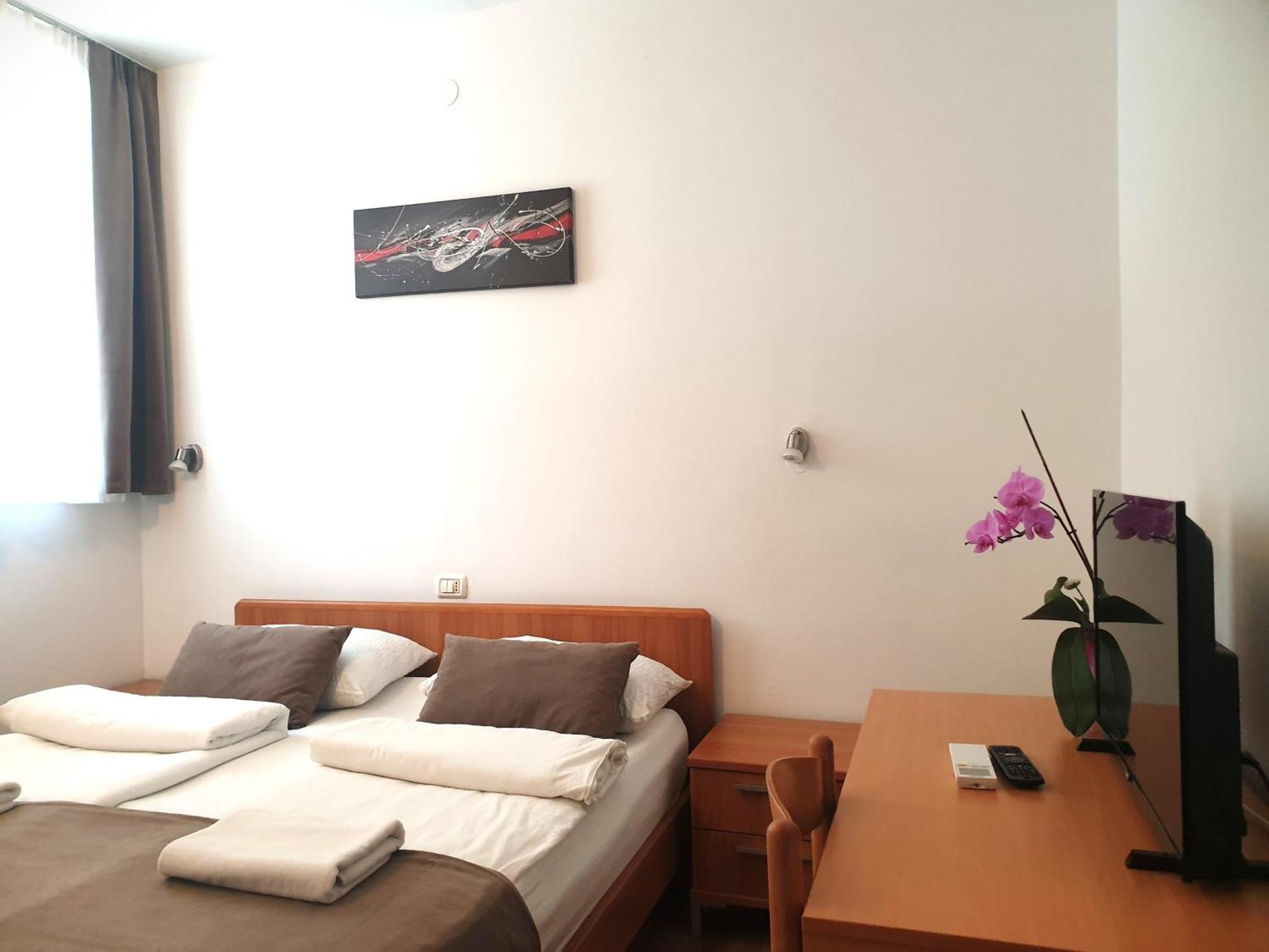 Garni Hotel Keltika Izola Eksteriør billede