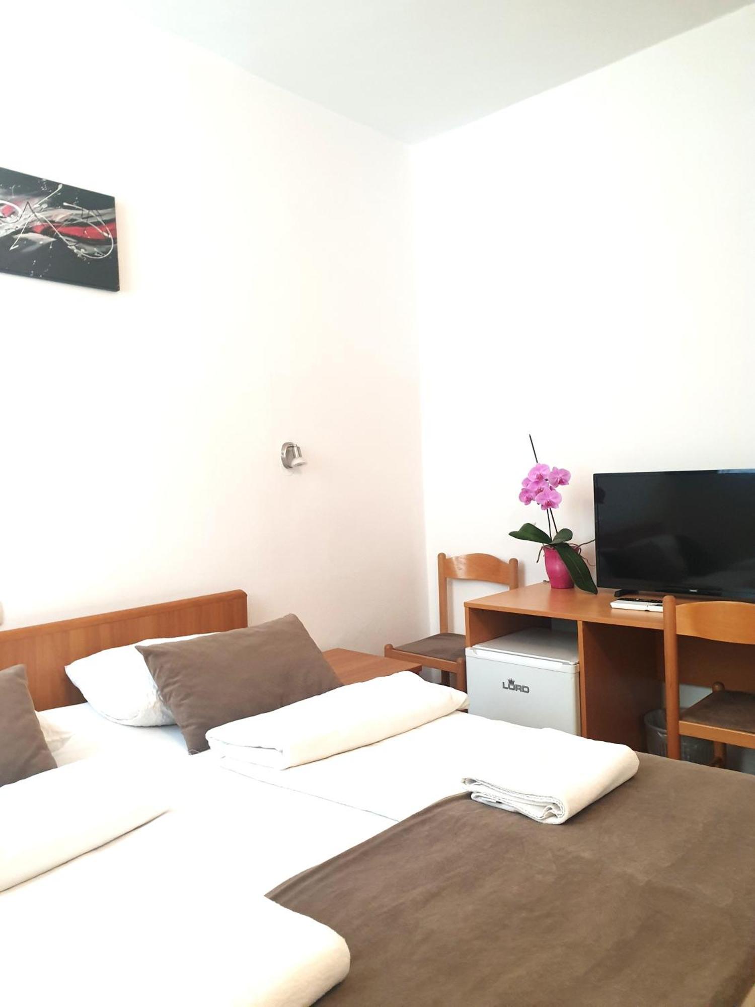 Garni Hotel Keltika Izola Eksteriør billede