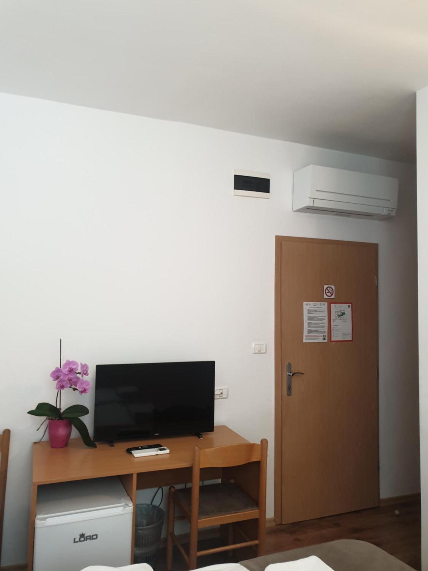 Garni Hotel Keltika Izola Eksteriør billede