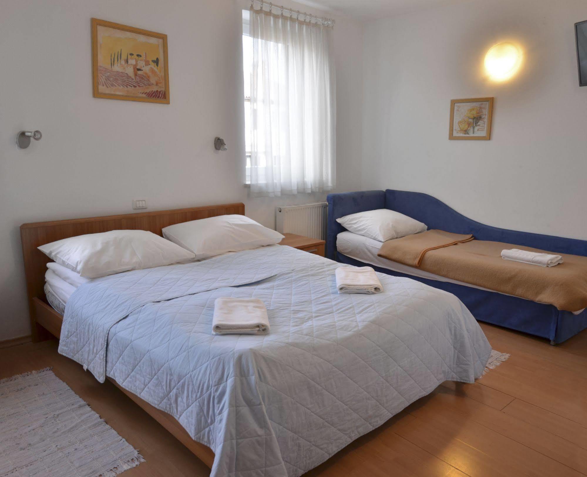 Garni Hotel Keltika Izola Eksteriør billede